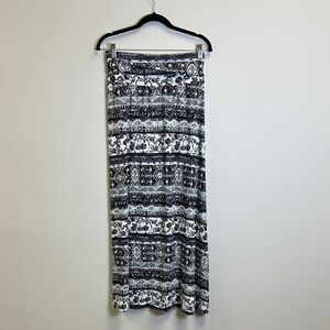 Studio Black and White Maxi Skirt